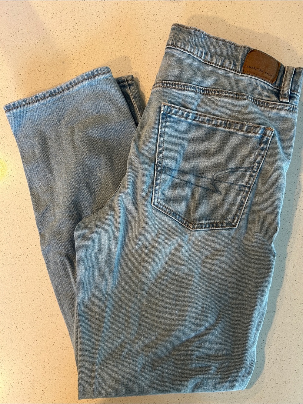 Light Wash ladies Jeans - Classic Straight Fit